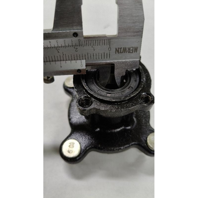 Ready Stock 📌 Small Bull 125cc 4 Hole Wheel Hub 8.8cm